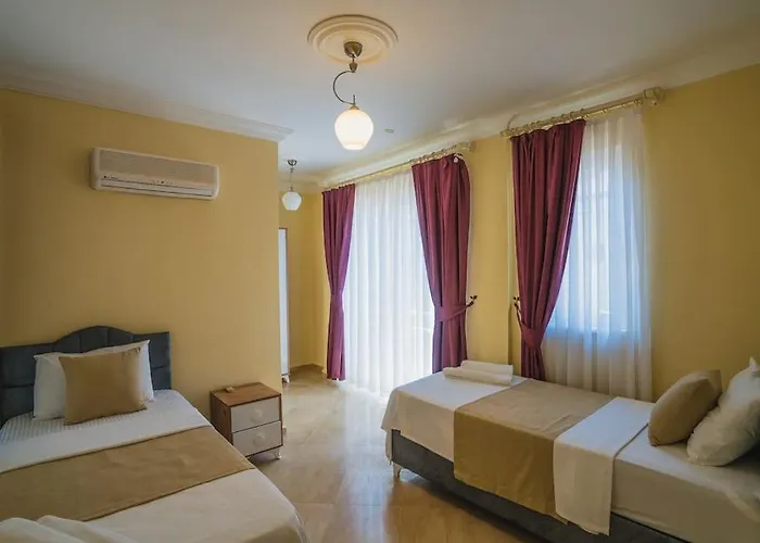 Calis'ta Denize Sifir 8 Kisilik Pearl 9 Willa Fethiye