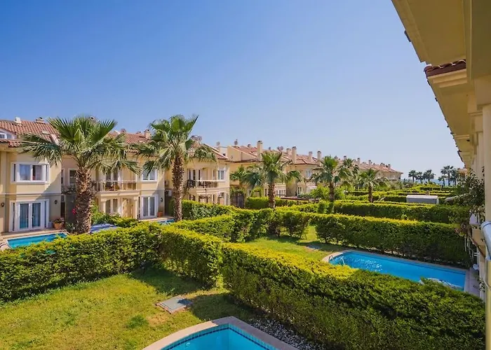 Calis'ta Denize Sifir 8 Kisilik Pearl 9 Willa Fethiye