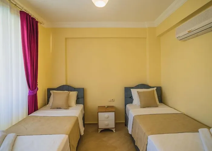 Calis'ta Denize Sifir 8 Kisilik Pearl 9 Fethiye