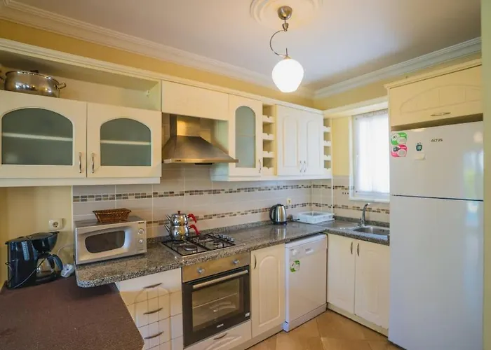 Calis'ta Denize Sifir 8 Kisilik Pearl 9 Villa Fethiye